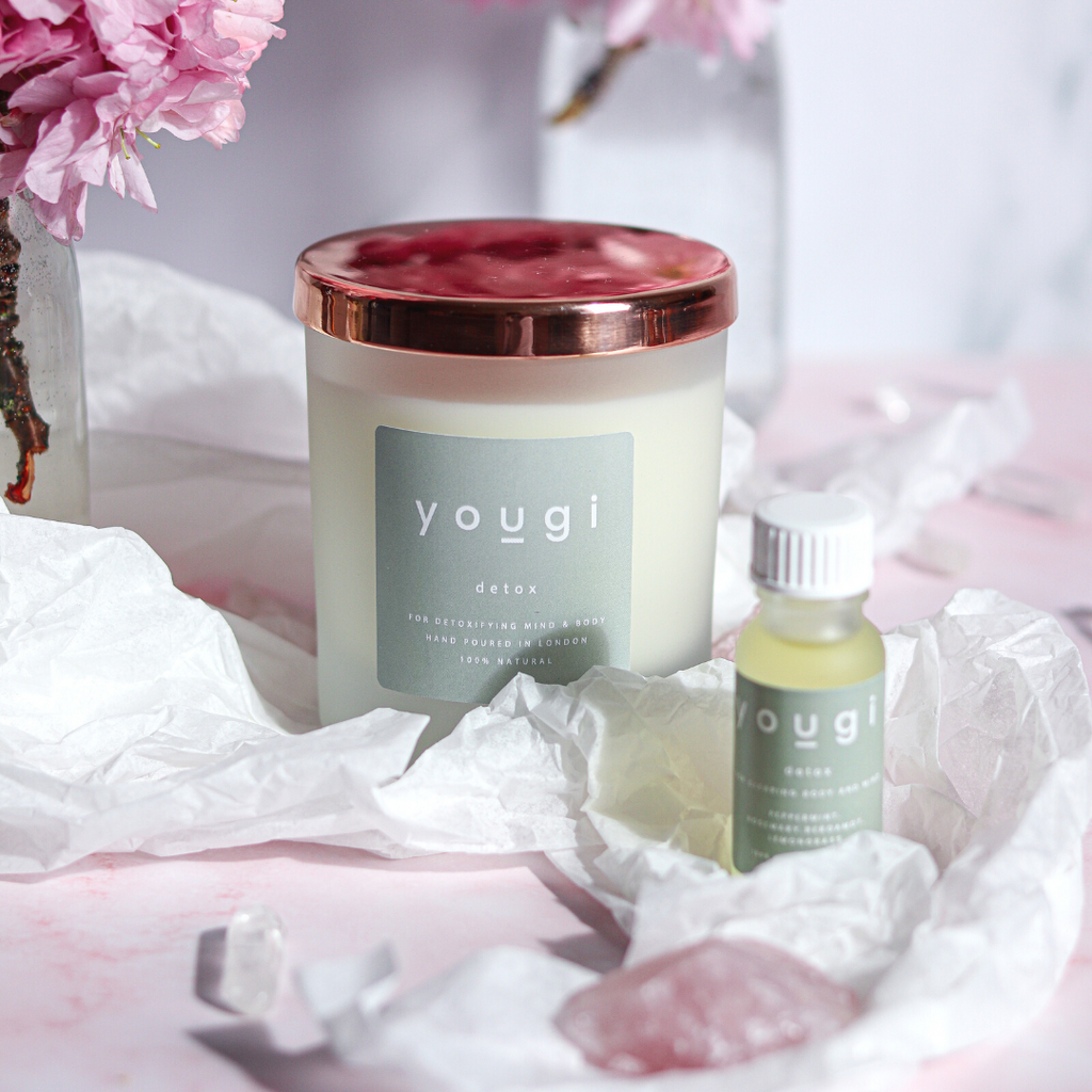 Yougi Candle with Detox Essential Oil