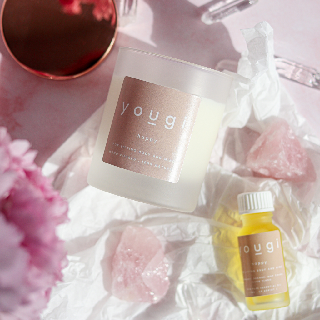 Yougi  Happy Candle with Essential Oil