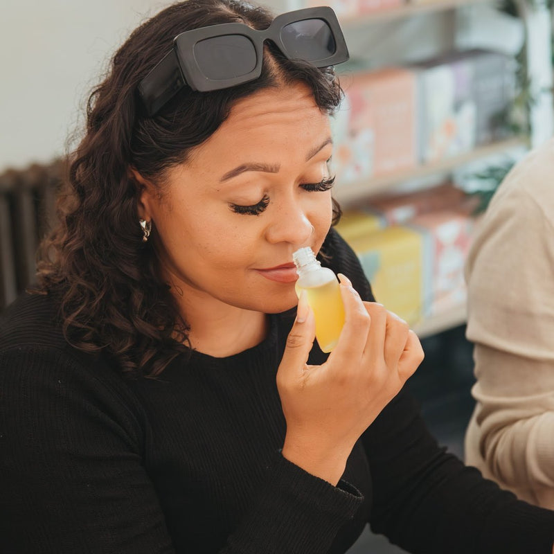 Natural Fragrances vs. Synthetics: Which one is better?