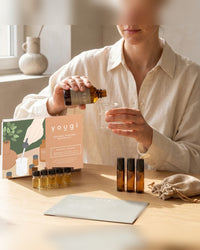 Blending a perfume at the table with the Woody Sweet kit
