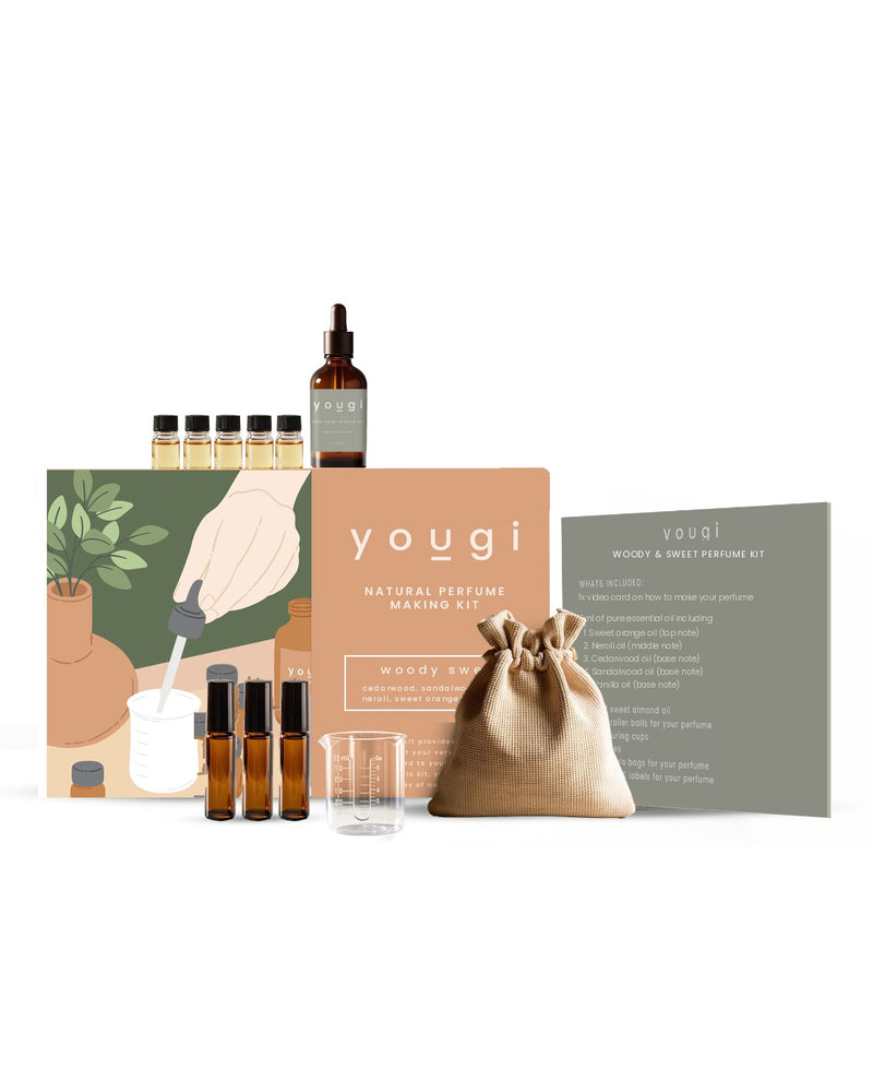 Perfume-Making Kit Woody Sweet, boxed with oils and roller ball bottles
